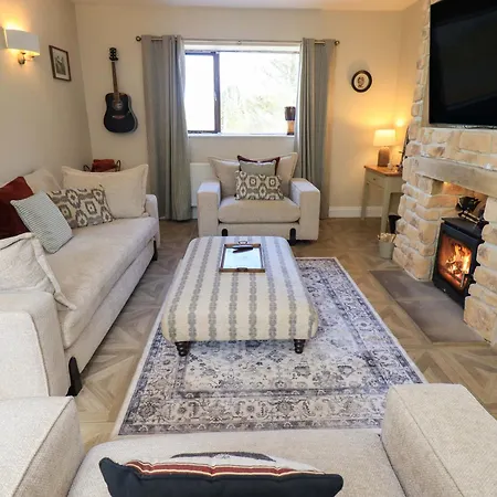 Holiday home Yew Tree